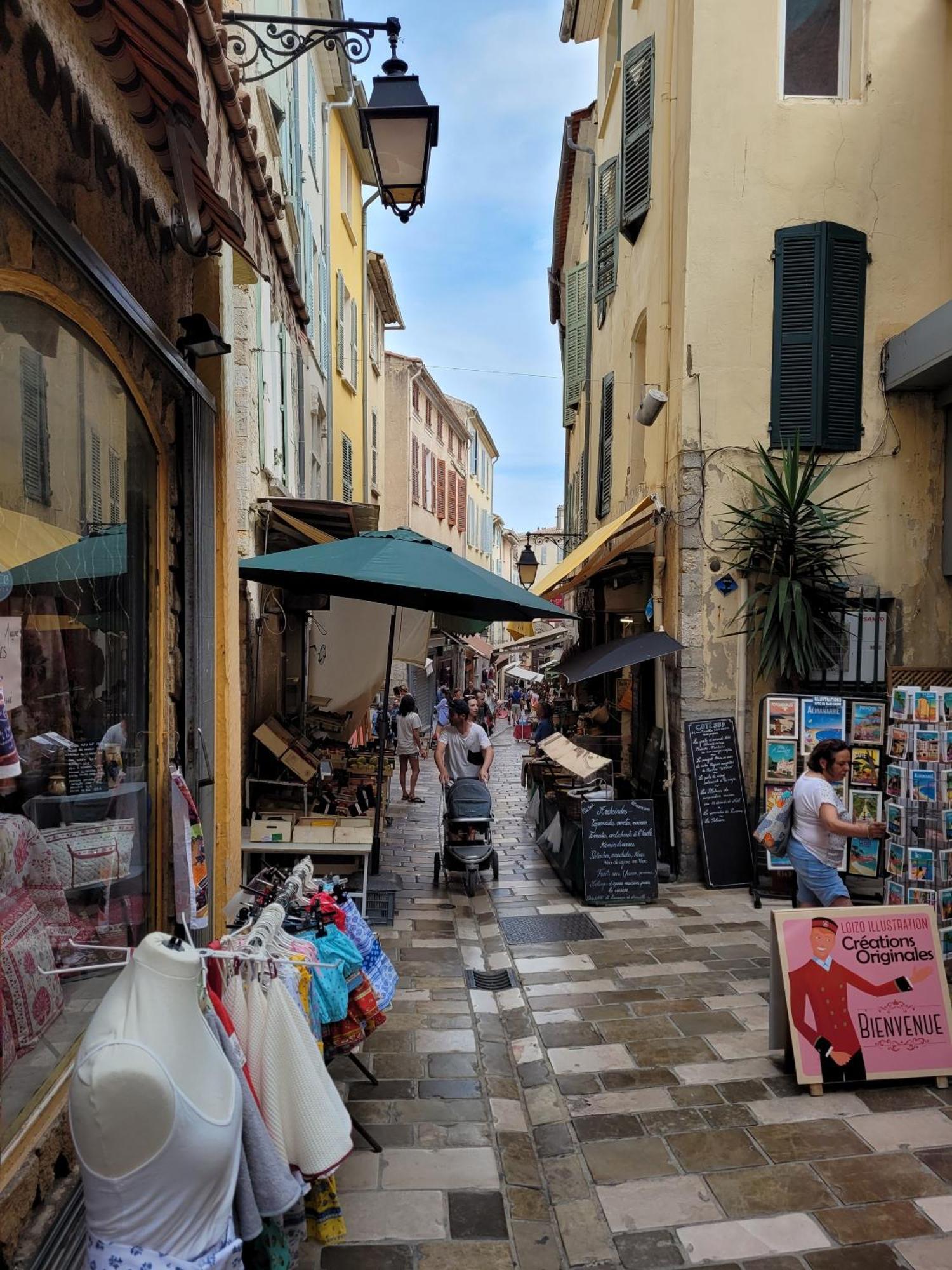 Souvenirs D'hier Apartment Hyeres