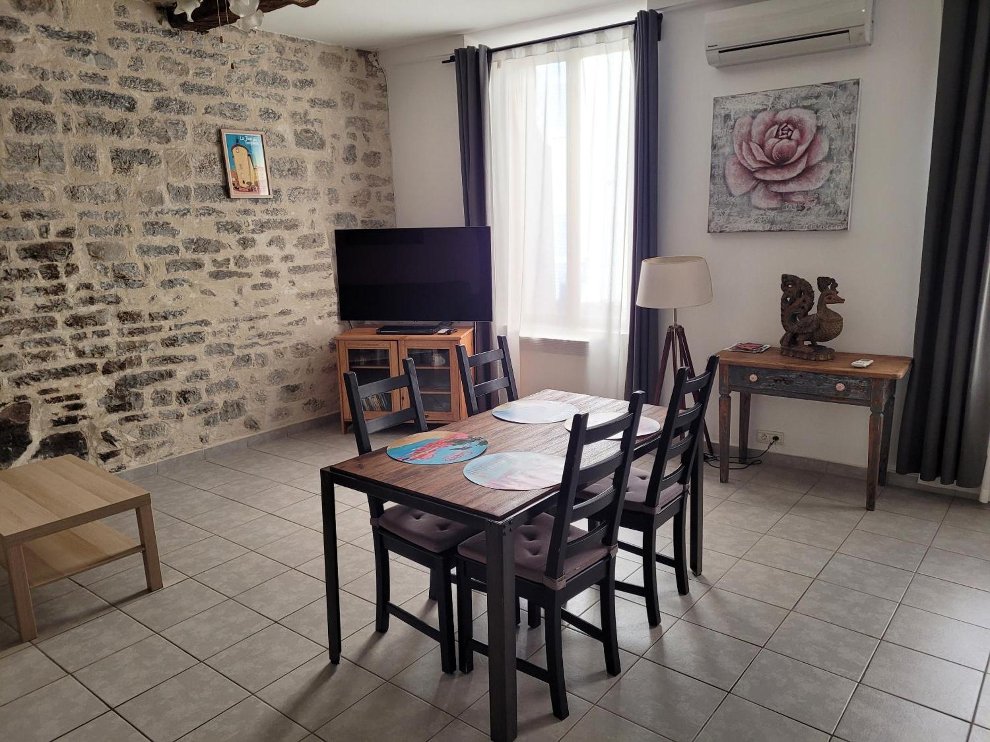 Souvenirs D'hier Apartment Hyeres